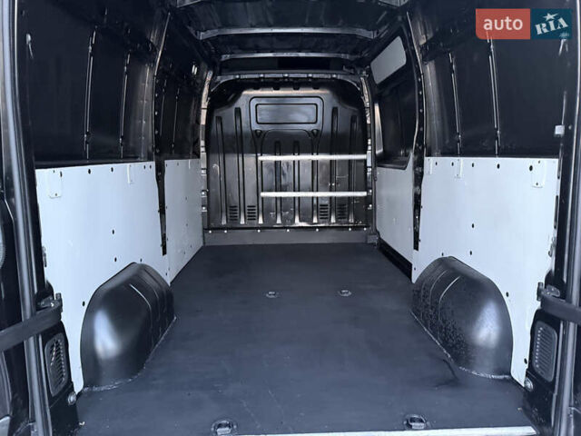 Черный Рено Мастер, объемом двигателя 2.3 л и пробегом 193 тыс. км за 17500 $, фото 22 на Automoto.ua