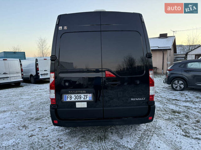 Черный Рено Мастер, объемом двигателя 2.3 л и пробегом 193 тыс. км за 17500 $, фото 3 на Automoto.ua