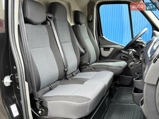 Черный Рено Мастер, объемом двигателя 2.3 л и пробегом 189 тыс. км за 16800 $, фото 32 на Automoto.ua