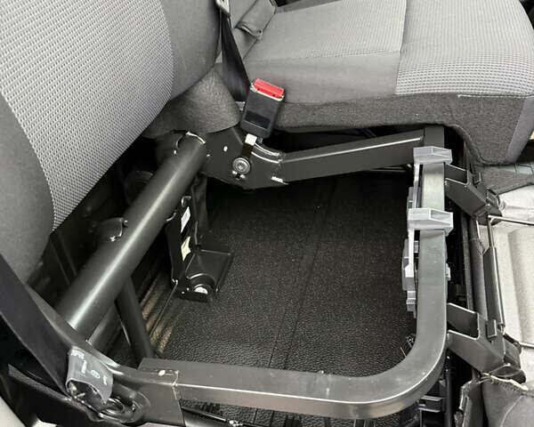 Чорний Рено Мастєр, об'ємом двигуна 2.3 л та пробігом 174 тис. км за 20999 $, фото 12 на Automoto.ua