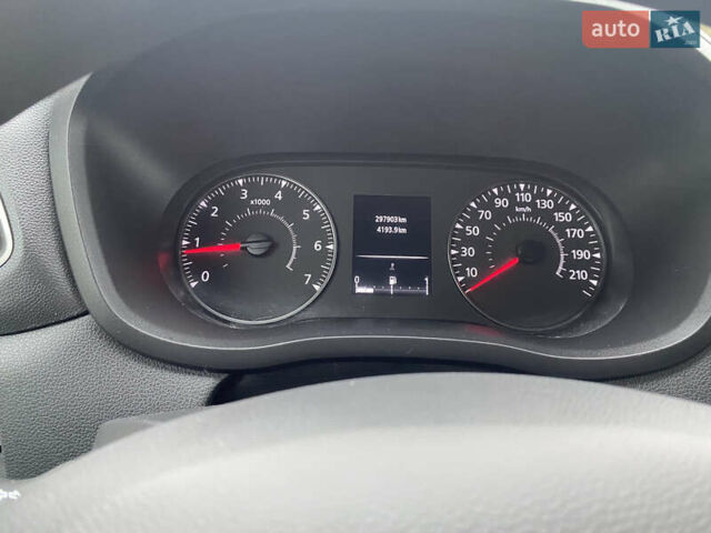 Черный Рено Мастер, объемом двигателя 2.3 л и пробегом 297 тыс. км за 20800 $, фото 30 на Automoto.ua