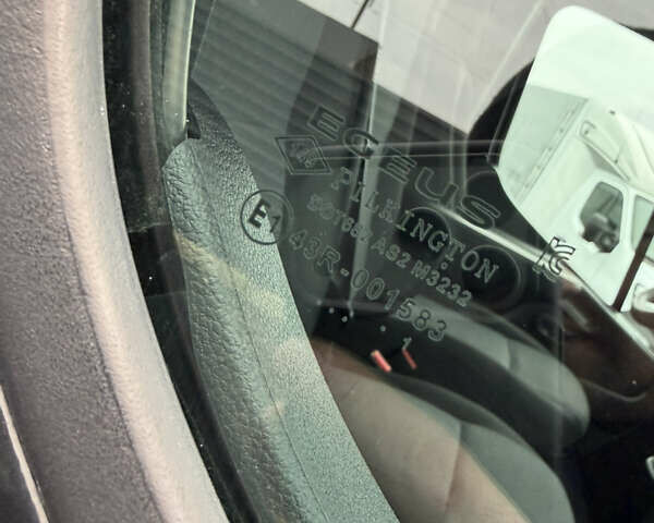 Чорний Рено Мастєр, об'ємом двигуна 2.3 л та пробігом 115 тис. км за 31200 $, фото 33 на Automoto.ua