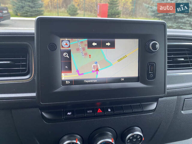 Черный Рено Мастер, объемом двигателя 2.3 л и пробегом 297 тыс. км за 20800 $, фото 37 на Automoto.ua