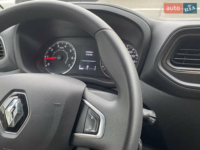 Черный Рено Мастер, объемом двигателя 2.3 л и пробегом 297 тыс. км за 20800 $, фото 25 на Automoto.ua