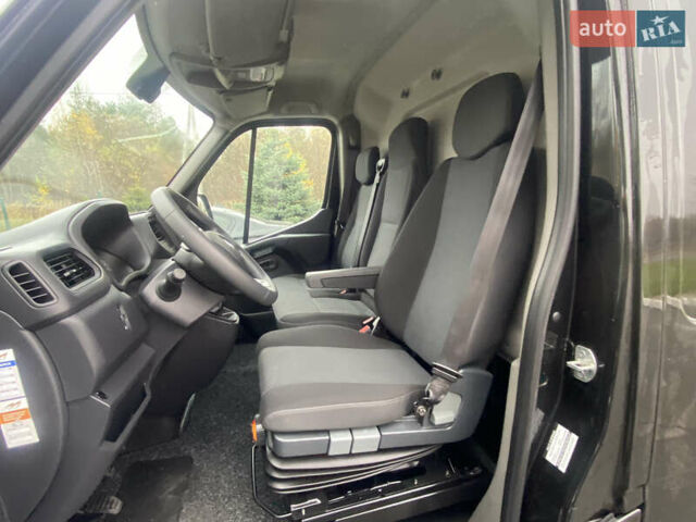 Черный Рено Мастер, объемом двигателя 2.3 л и пробегом 297 тыс. км за 20800 $, фото 14 на Automoto.ua