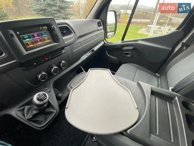 Черный Рено Мастер, объемом двигателя 2.3 л и пробегом 297 тыс. км за 20800 $, фото 19 на Automoto.ua