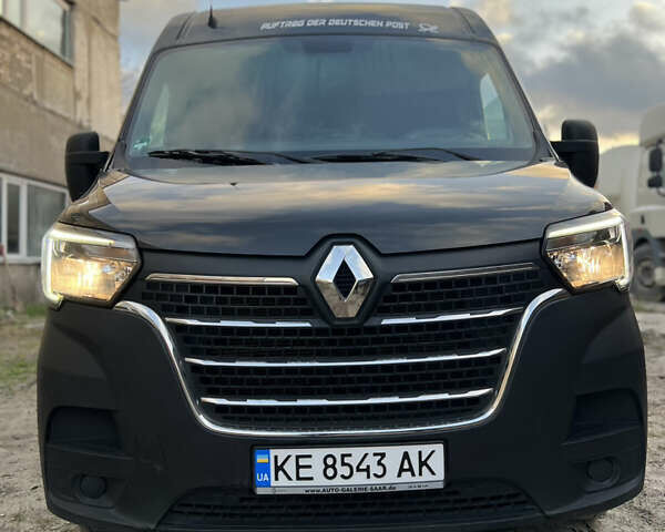 Черный Рено Мастер, объемом двигателя 2.3 л и пробегом 492 тыс. км за 18999 $, фото 5 на Automoto.ua