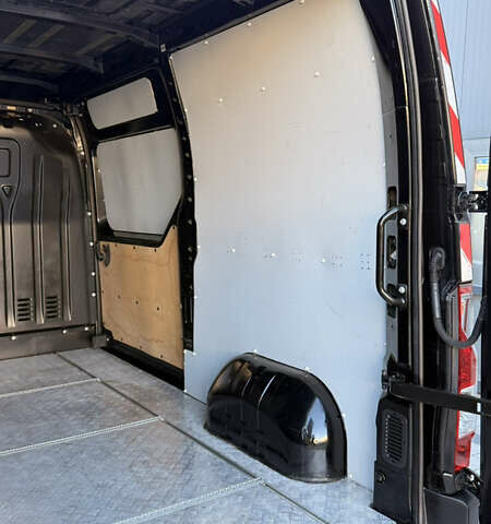 Чорний Рено Мастєр, об'ємом двигуна 2.3 л та пробігом 70 тис. км за 21000 $, фото 13 на Automoto.ua