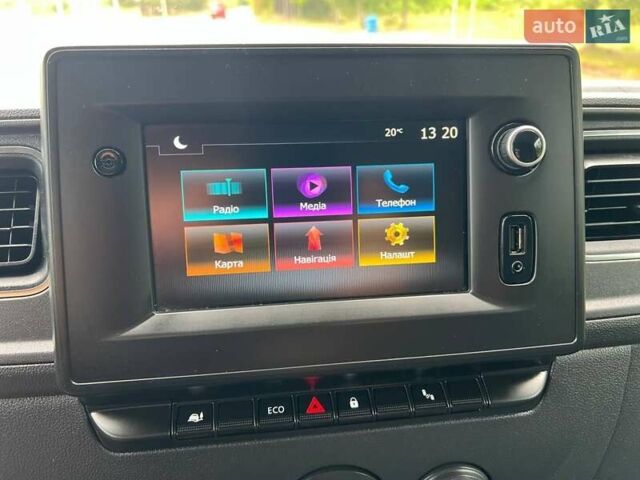 Черный Рено Мастер, объемом двигателя 2.3 л и пробегом 228 тыс. км за 21999 $, фото 41 на Automoto.ua