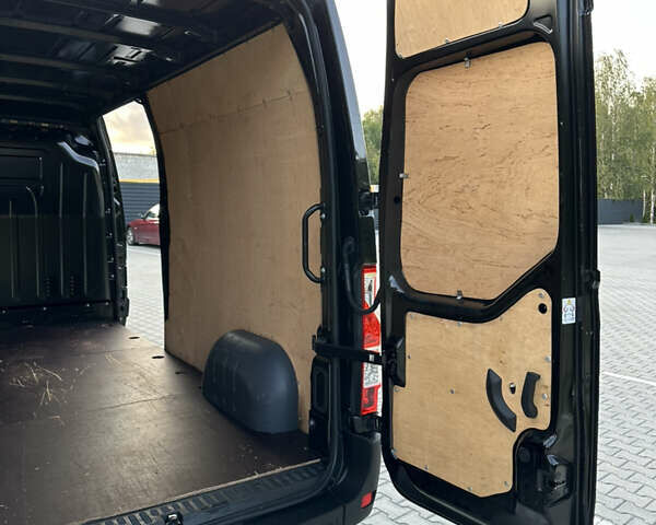 Черный Рено Мастер, объемом двигателя 2.3 л и пробегом 198 тыс. км за 21600 $, фото 33 на Automoto.ua