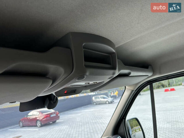 Черный Рено Мастер, объемом двигателя 2.3 л и пробегом 198 тыс. км за 21600 $, фото 30 на Automoto.ua