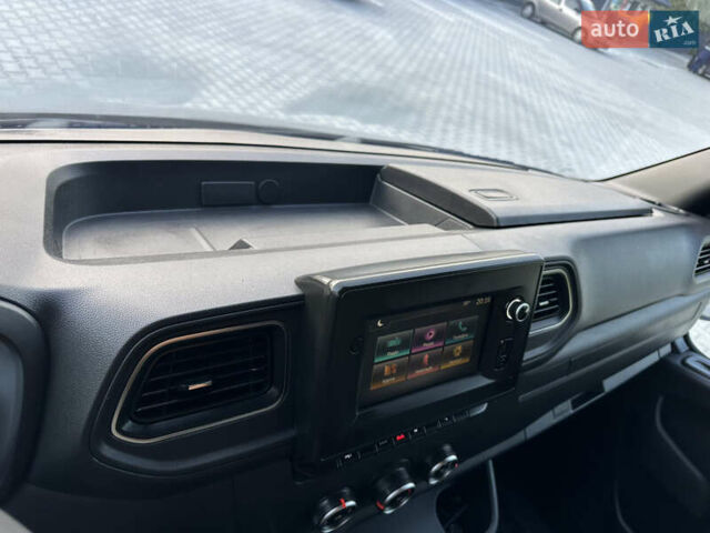 Черный Рено Мастер, объемом двигателя 2.3 л и пробегом 198 тыс. км за 21600 $, фото 73 на Automoto.ua