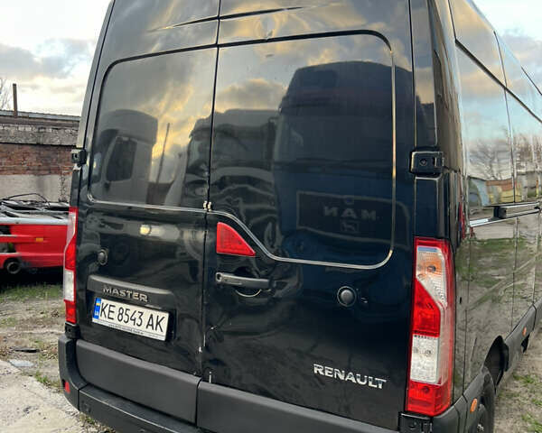 Черный Рено Мастер, объемом двигателя 2.3 л и пробегом 492 тыс. км за 18999 $, фото 6 на Automoto.ua