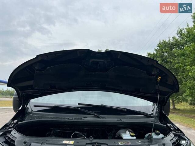 Черный Рено Мастер, объемом двигателя 2.3 л и пробегом 228 тыс. км за 21999 $, фото 40 на Automoto.ua