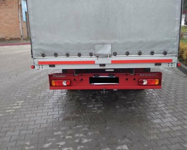 Черный Рено Мастер, объемом двигателя 1.56 л и пробегом 378 тыс. км за 16490 $, фото 12 на Automoto.ua