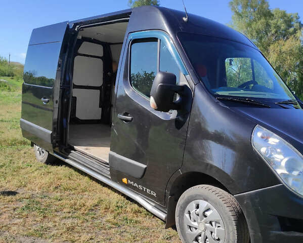 Черный Рено Мастер, объемом двигателя 2.3 л и пробегом 300 тыс. км за 14300 $, фото 4 на Automoto.ua