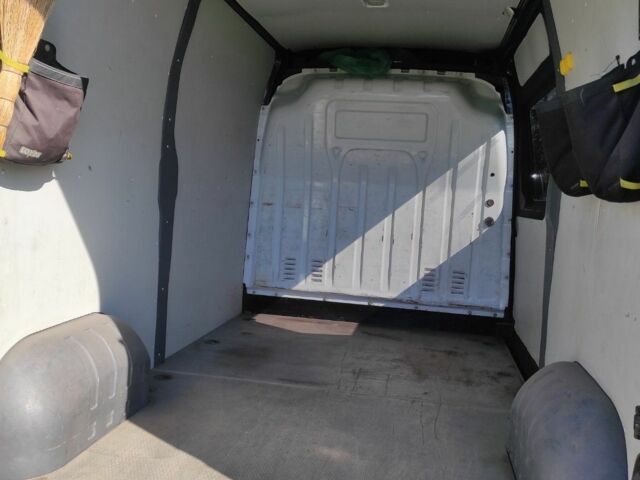 Черный Рено Мастер, объемом двигателя 0 л и пробегом 300 тыс. км за 13500 $, фото 4 на Automoto.ua