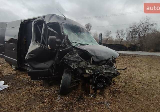 Черный Рено Мастер, объемом двигателя 2.3 л и пробегом 270 тыс. км за 7500 $, фото 6 на Automoto.ua