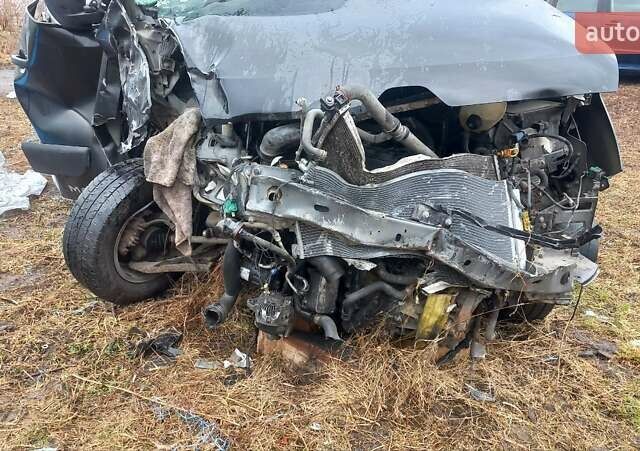 Черный Рено Мастер, объемом двигателя 2.3 л и пробегом 270 тыс. км за 7500 $, фото 25 на Automoto.ua