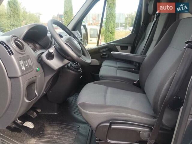 Черный Рено Мастер, объемом двигателя 2.3 л и пробегом 240 тыс. км за 15700 $, фото 12 на Automoto.ua