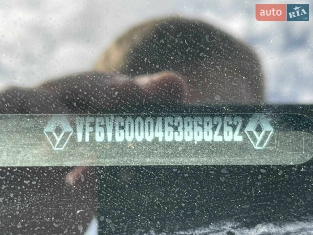 Черный Рено Мастер, объемом двигателя 2.3 л и пробегом 107 тыс. км за 24499 $, фото 10 на Automoto.ua