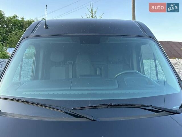 Черный Рено Мастер, объемом двигателя 2.3 л и пробегом 250 тыс. км за 22200 $, фото 3 на Automoto.ua