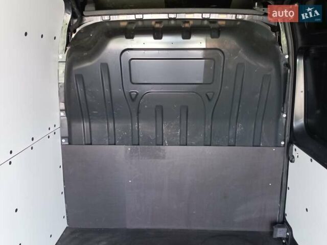 Черный Рено Мастер, объемом двигателя 2.3 л и пробегом 200 тыс. км за 19400 $, фото 51 на Automoto.ua