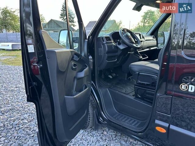 Черный Рено Мастер, объемом двигателя 2.3 л и пробегом 250 тыс. км за 22200 $, фото 64 на Automoto.ua