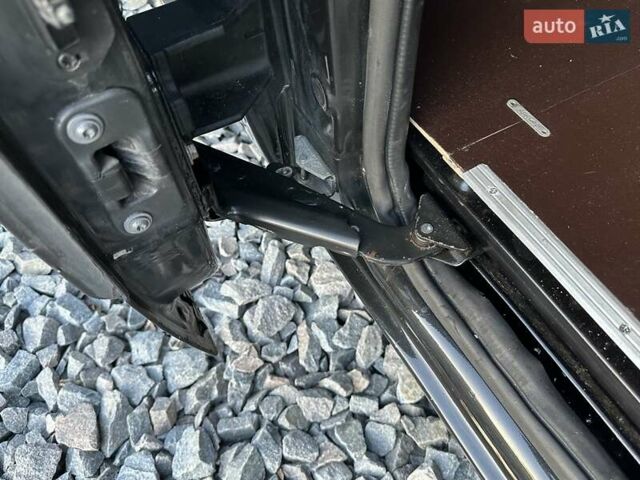 Черный Рено Мастер, объемом двигателя 2.3 л и пробегом 250 тыс. км за 22200 $, фото 46 на Automoto.ua