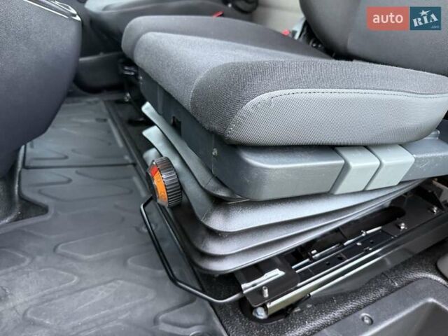 Рено Мастер 2020 в Житомире на Automoto.ua Черный Рено Мастер, объемом двигателя 2.3 л и пробегом 157 тыс. км за 25500 $, фото 15 на Automoto.ua