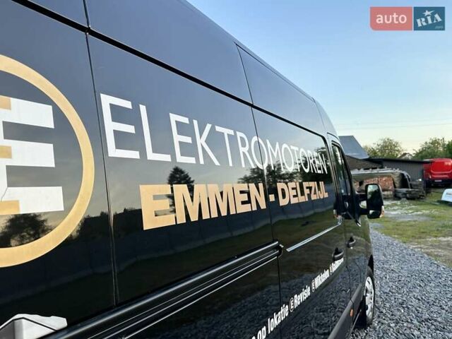 Черный Рено Мастер, объемом двигателя 2.3 л и пробегом 250 тыс. км за 22200 $, фото 34 на Automoto.ua
