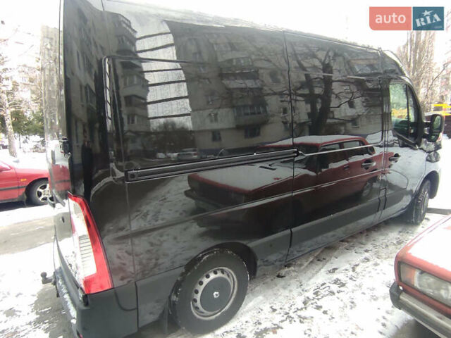 Черный Рено Мастер, объемом двигателя 2.3 л и пробегом 290 тыс. км за 19900 $, фото 2 на Automoto.ua