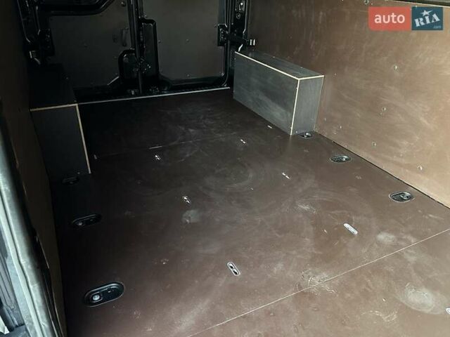 Черный Рено Мастер, объемом двигателя 2.3 л и пробегом 250 тыс. км за 22200 $, фото 48 на Automoto.ua