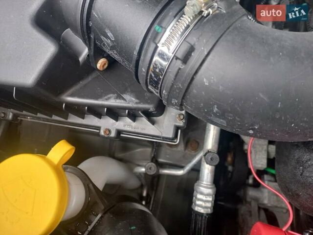 Черный Рено Мастер, объемом двигателя 2.3 л и пробегом 200 тыс. км за 20700 $, фото 97 на Automoto.ua