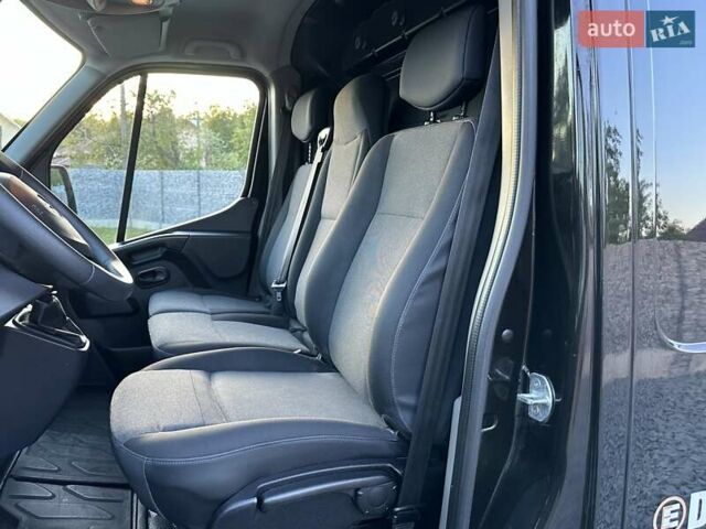 Черный Рено Мастер, объемом двигателя 2.3 л и пробегом 250 тыс. км за 22200 $, фото 71 на Automoto.ua