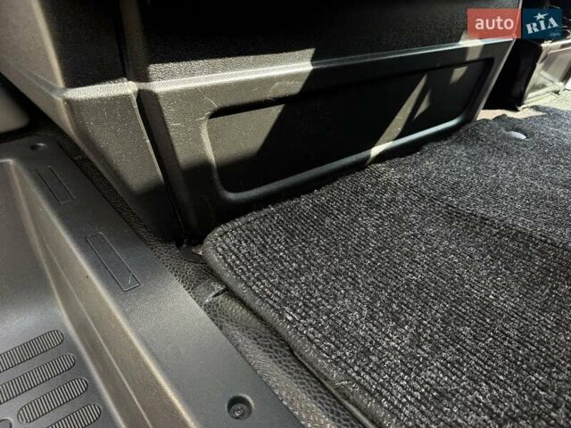 Черный Рено Мастер, объемом двигателя 2.3 л и пробегом 170 тыс. км за 24950 $, фото 45 на Automoto.ua