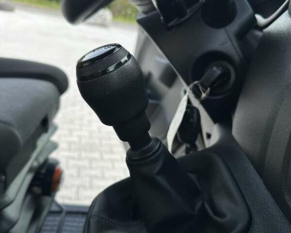 Черный Рено Мастер, объемом двигателя 2.3 л и пробегом 185 тыс. км за 22100 $, фото 52 на Automoto.ua