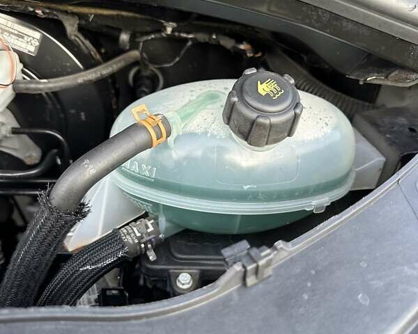 Черный Рено Мастер, объемом двигателя 2.3 л и пробегом 185 тыс. км за 22100 $, фото 39 на Automoto.ua