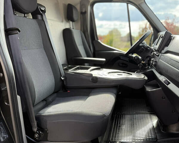 Черный Рено Мастер, объемом двигателя 2.3 л и пробегом 168 тыс. км за 22650 $, фото 81 на Automoto.ua