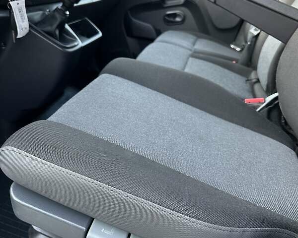 Черный Рено Мастер, объемом двигателя 2.3 л и пробегом 185 тыс. км за 22100 $, фото 46 на Automoto.ua