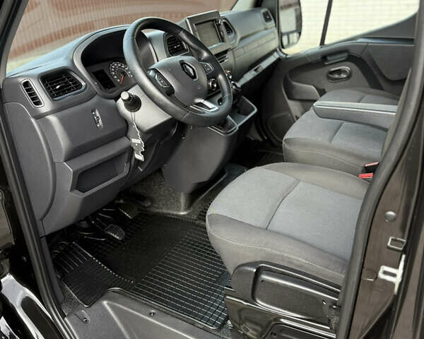 Черный Рено Мастер, объемом двигателя 2.3 л и пробегом 168 тыс. км за 22650 $, фото 61 на Automoto.ua