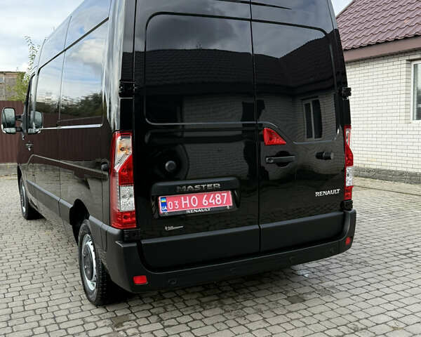 Черный Рено Мастер, объемом двигателя 2.3 л и пробегом 168 тыс. км за 22650 $, фото 119 на Automoto.ua