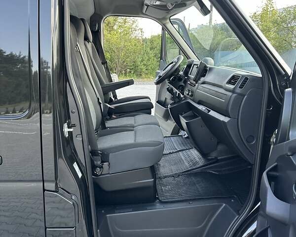 Черный Рено Мастер, объемом двигателя 2.3 л и пробегом 185 тыс. км за 22100 $, фото 61 на Automoto.ua