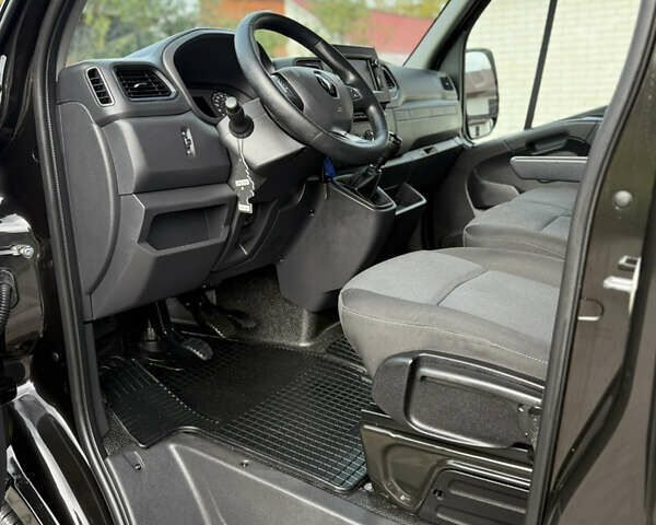 Черный Рено Мастер, объемом двигателя 2.3 л и пробегом 168 тыс. км за 22650 $, фото 60 на Automoto.ua