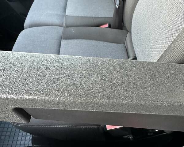 Черный Рено Мастер, объемом двигателя 2.3 л и пробегом 185 тыс. км за 22100 $, фото 48 на Automoto.ua