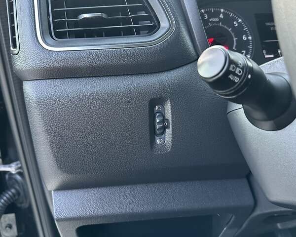 Черный Рено Мастер, объемом двигателя 2.3 л и пробегом 185 тыс. км за 22100 $, фото 69 на Automoto.ua