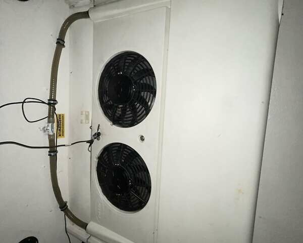 Чорний Рено Мастєр, об'ємом двигуна 2.3 л та пробігом 5 тис. км за 11200 $, фото 5 на Automoto.ua