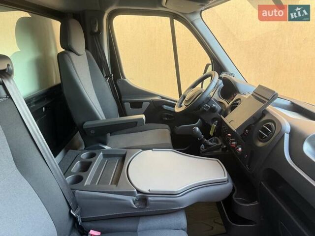 Черный Рено Мастер, объемом двигателя 2.3 л и пробегом 317 тыс. км за 25200 $, фото 103 на Automoto.ua