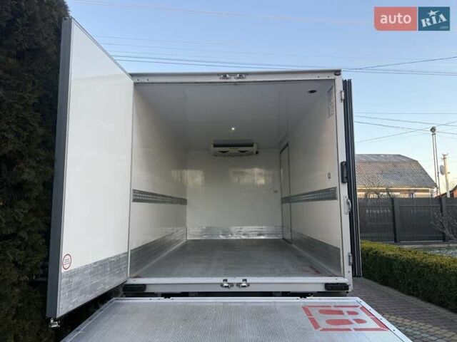 Черный Рено Мастер, объемом двигателя 2.3 л и пробегом 317 тыс. км за 25200 $, фото 20 на Automoto.ua