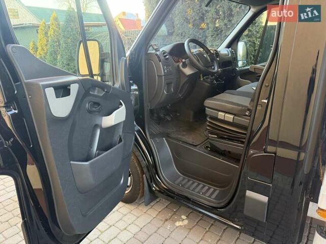 Черный Рено Мастер, объемом двигателя 2.3 л и пробегом 317 тыс. км за 25200 $, фото 72 на Automoto.ua